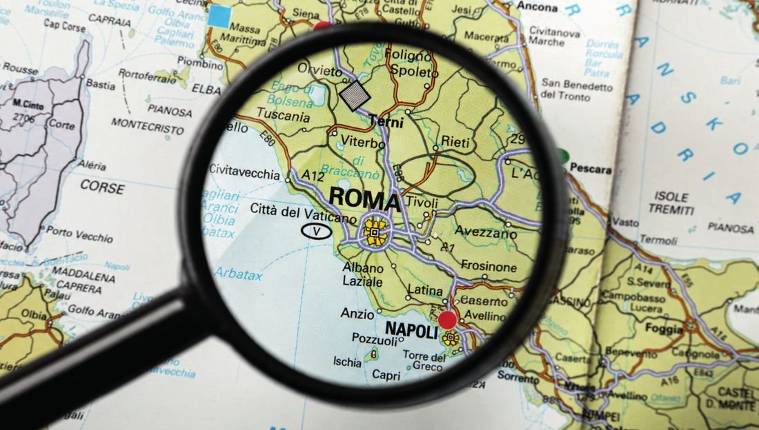 Map of Rome under a magnifying glass
